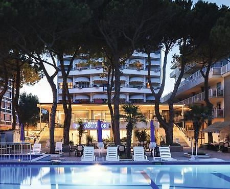 Hotel Ambasciatori Palace Lido di Jesolo Luaran gambar