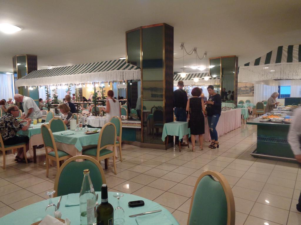 Hotel Ambasciatori Palace Lido di Jesolo Luaran gambar