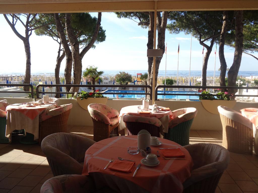Hotel Ambasciatori Palace Lido di Jesolo Luaran gambar