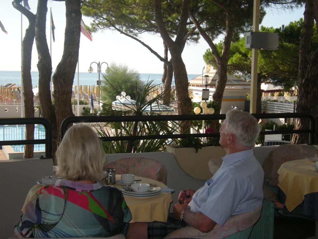 Hotel Ambasciatori Palace Lido di Jesolo Luaran gambar