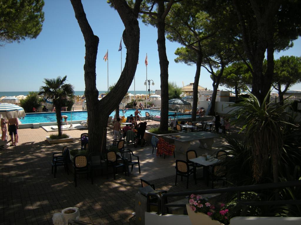 Hotel Ambasciatori Palace Lido di Jesolo Luaran gambar