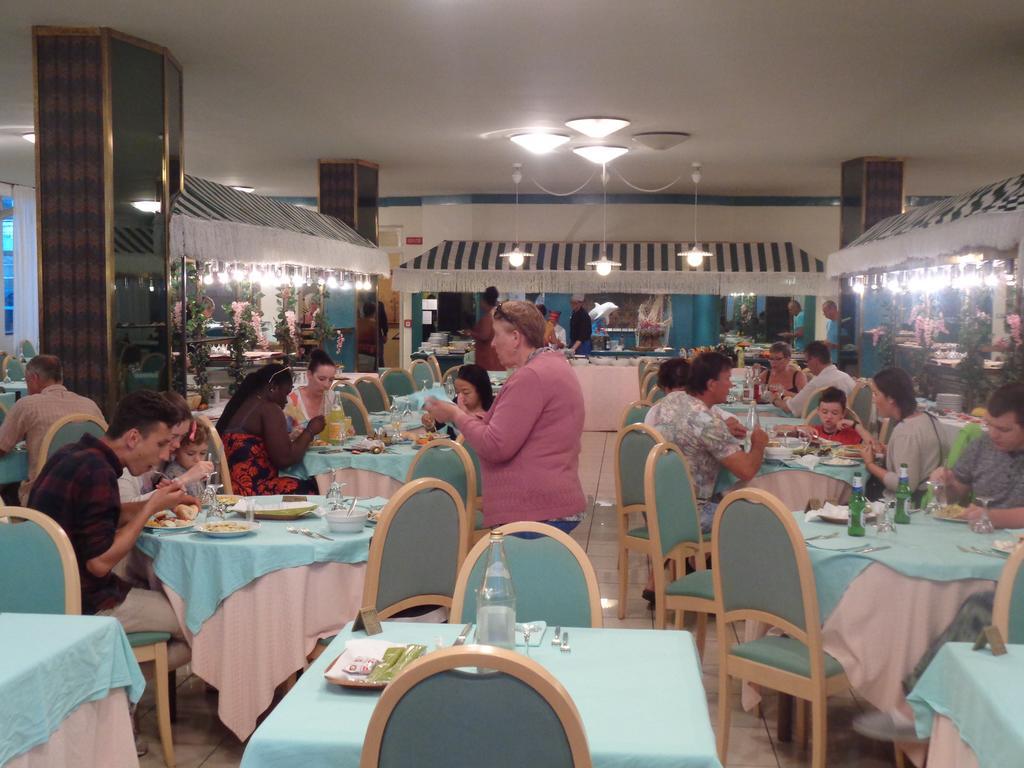 Hotel Ambasciatori Palace Lido di Jesolo Luaran gambar