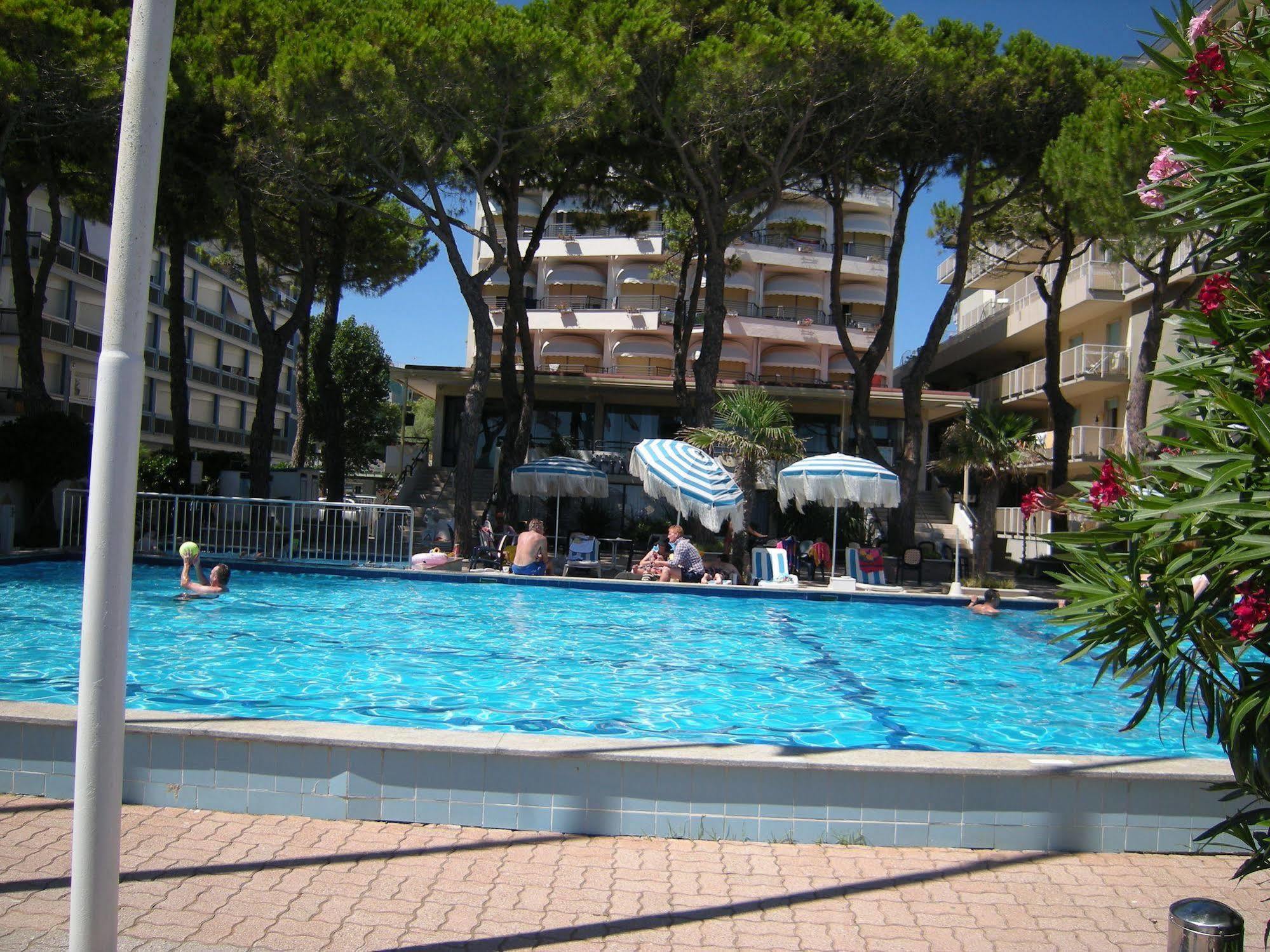 Hotel Ambasciatori Palace Lido di Jesolo Luaran gambar